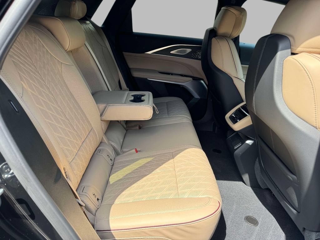 2026 Cadillac LYRIQ Signature Luxury
