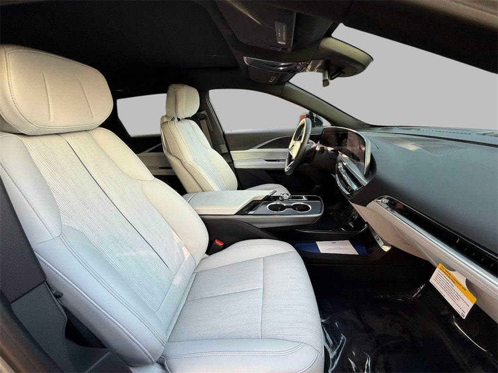 2025 Cadillac LYRIQ Sport 1