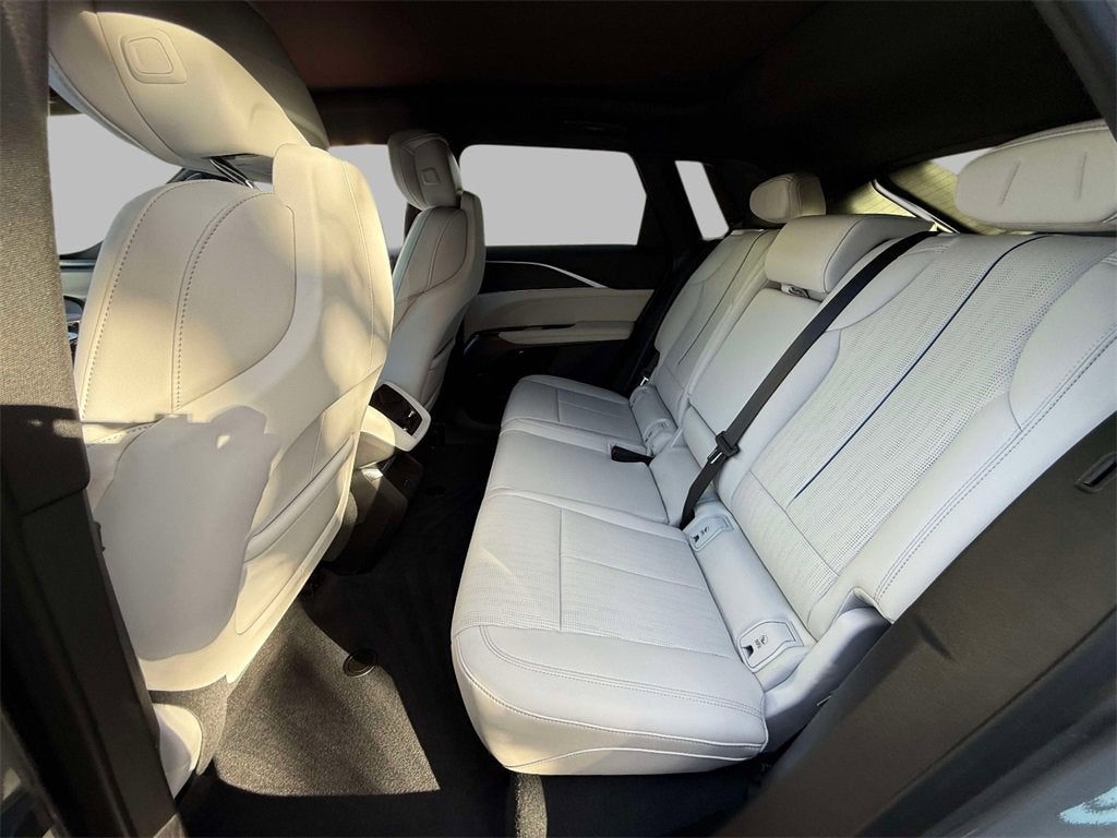 2025 Cadillac LYRIQ Sport 1