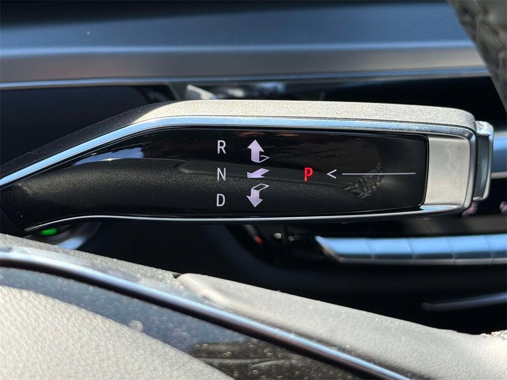 2024 Cadillac LYRIQ Sport 2