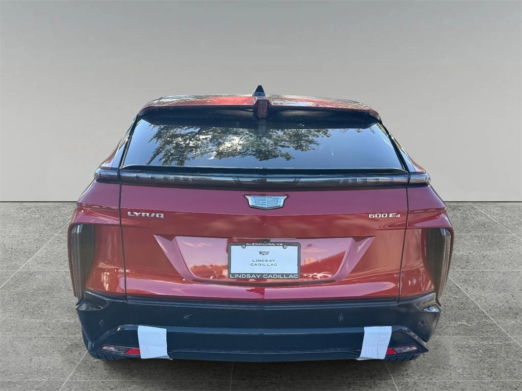 2024 Cadillac LYRIQ Sport 2