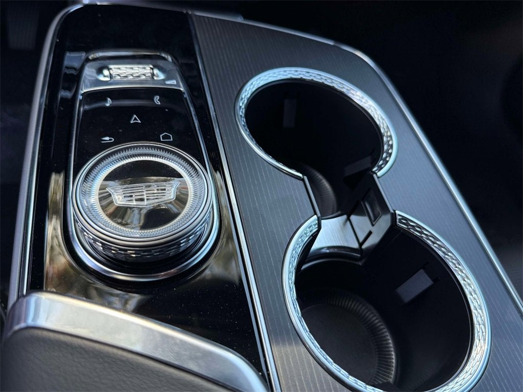 2024 Cadillac LYRIQ Sport 2