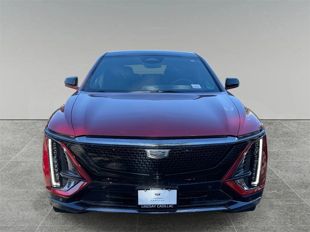 2024 Cadillac LYRIQ Sport 2