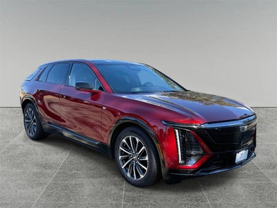 2024 Cadillac LYRIQ Sport 2