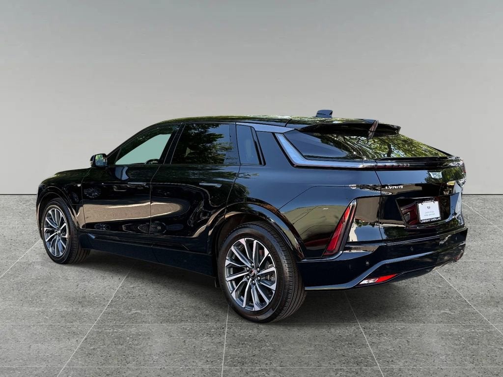 2024 Cadillac LYRIQ Sport 2