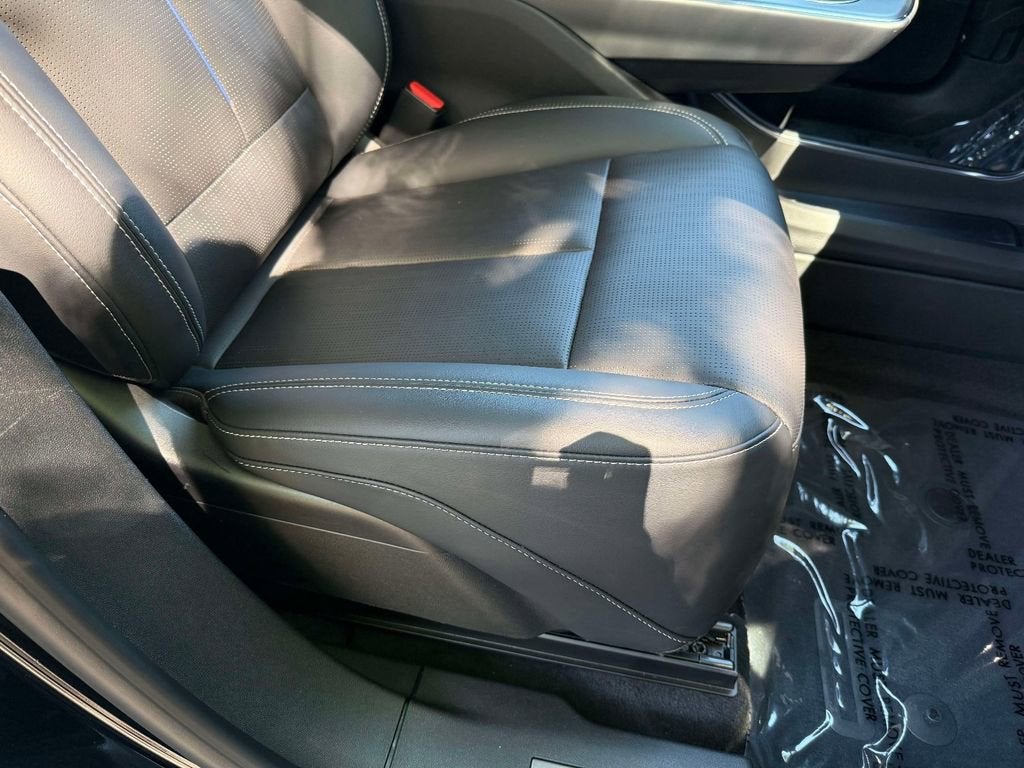 2024 Cadillac LYRIQ Sport 2