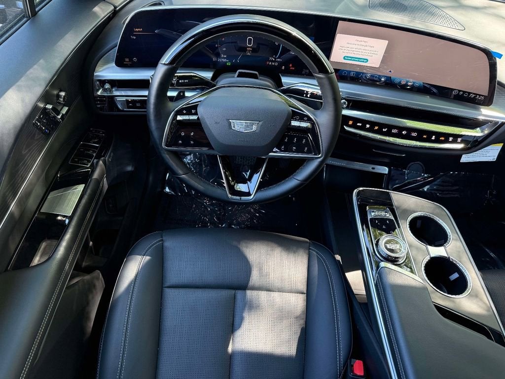 2024 Cadillac LYRIQ Sport 2