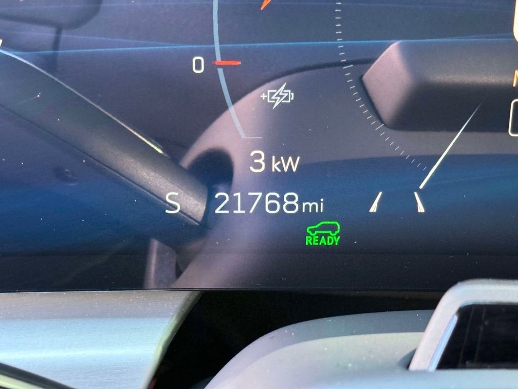 2024 Cadillac LYRIQ Sport 2