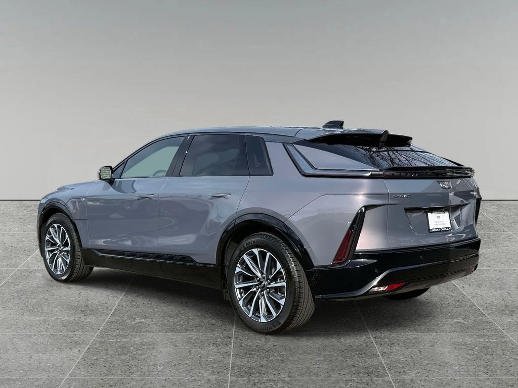 2024 Cadillac LYRIQ Sport 2
