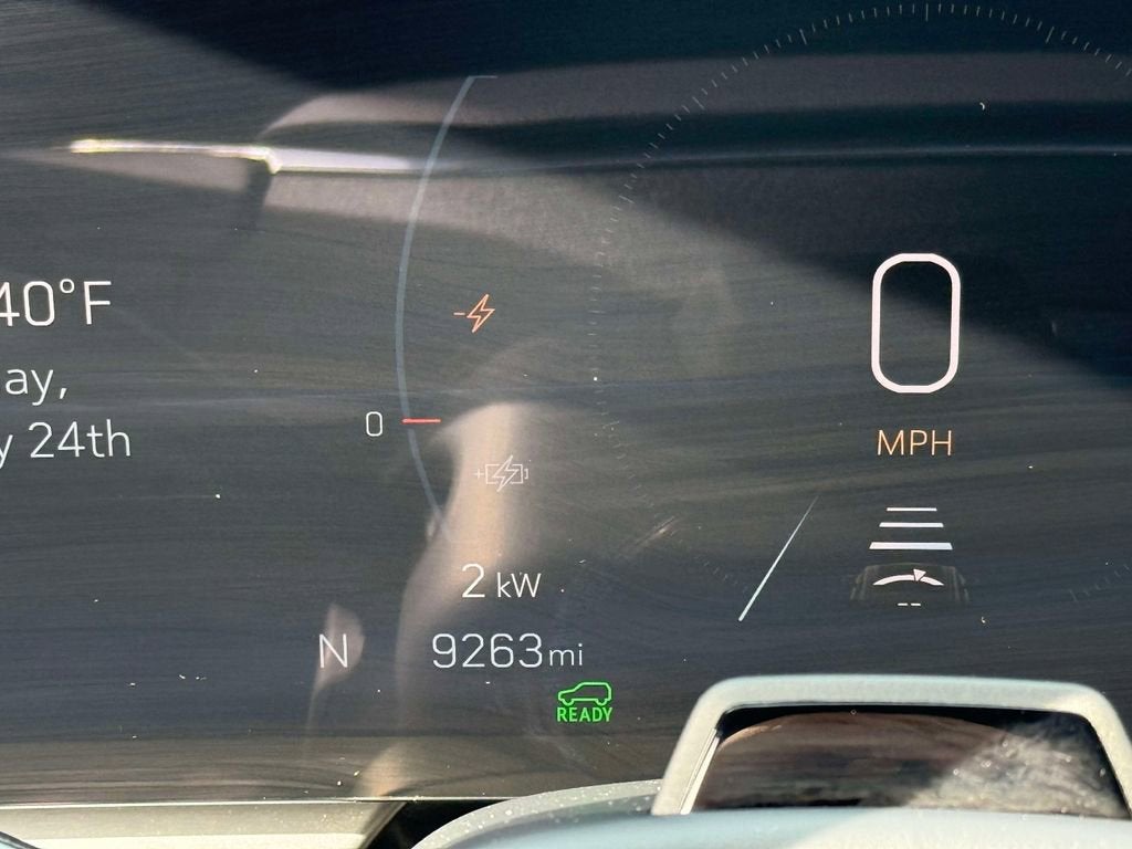 2024 Cadillac LYRIQ Sport 2