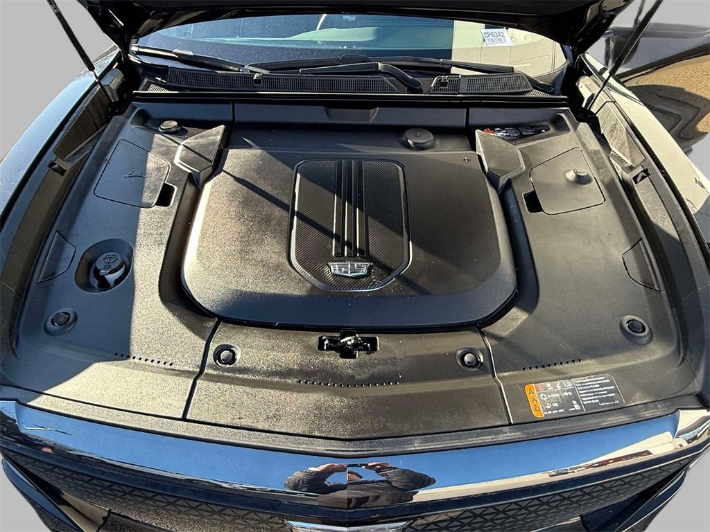 2024 Cadillac LYRIQ Sport 3