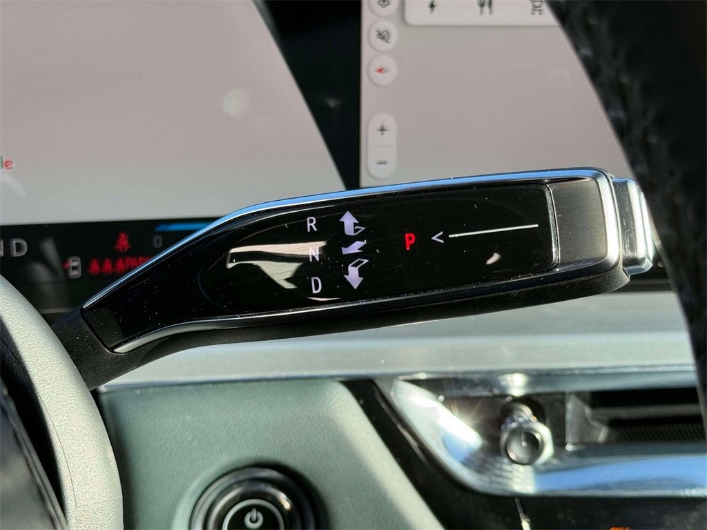 2024 Cadillac LYRIQ Sport 3