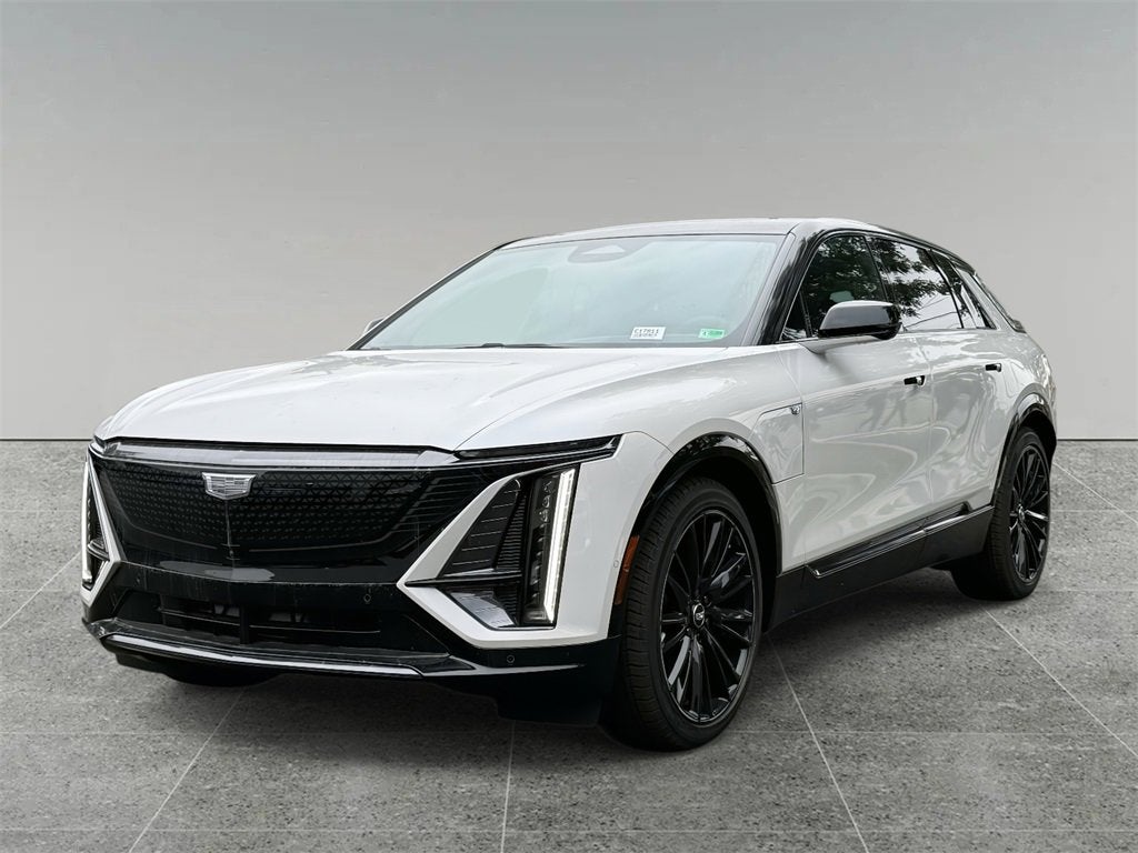 2025 Cadillac LYRIQ Sport 2