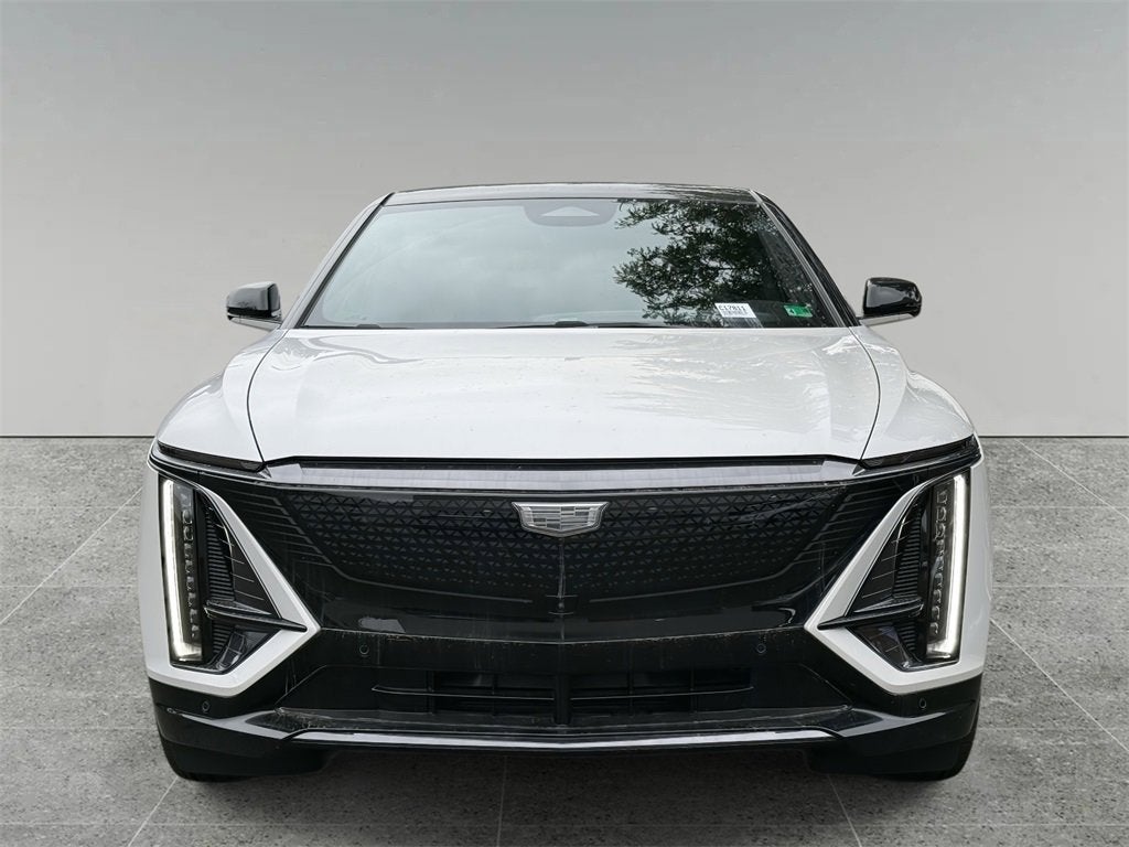 2025 Cadillac LYRIQ Sport 2