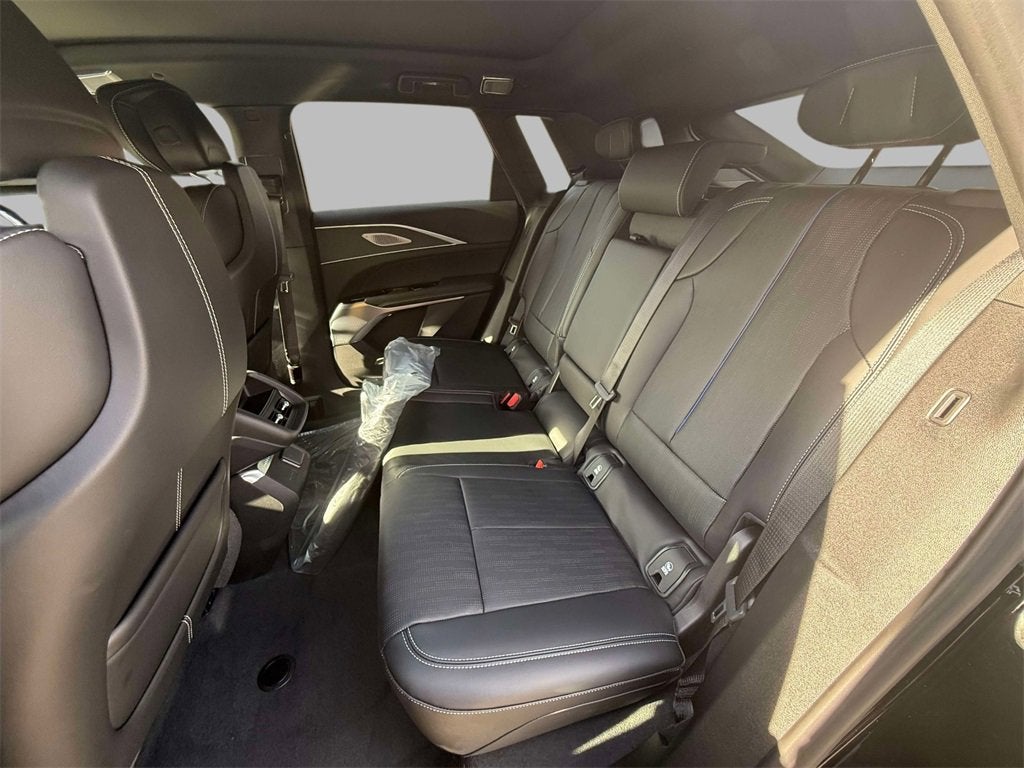 2026 Cadillac LYRIQ Premium Sport