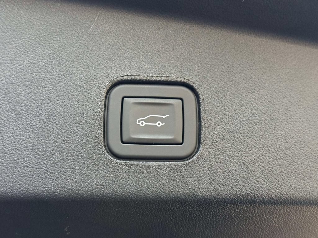 2026 Cadillac LYRIQ Premium Sport