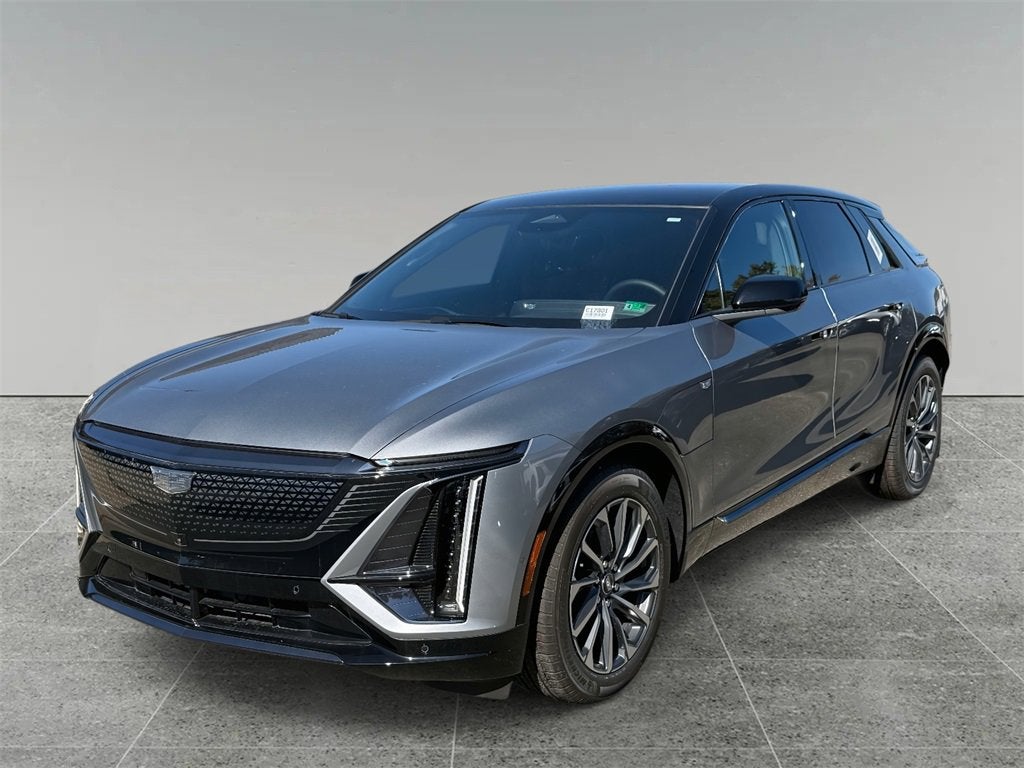 2025 Cadillac LYRIQ Sport 2