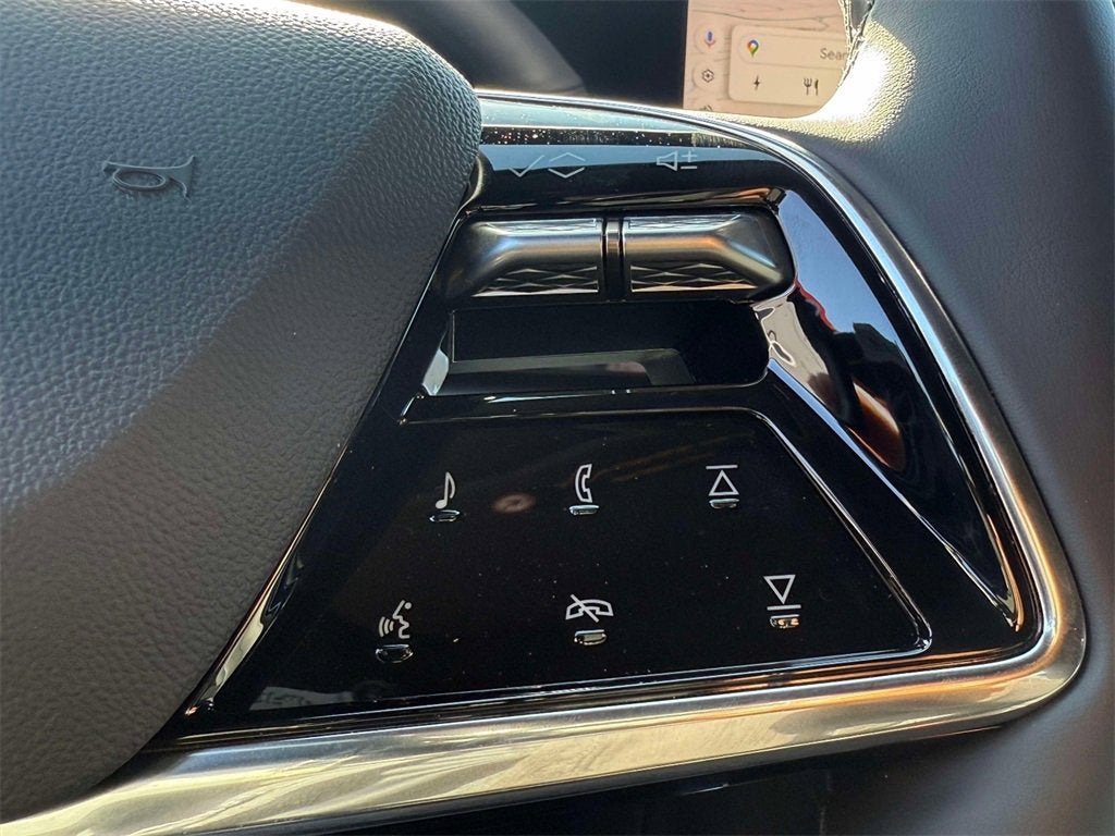 2025 Cadillac LYRIQ Sport 2