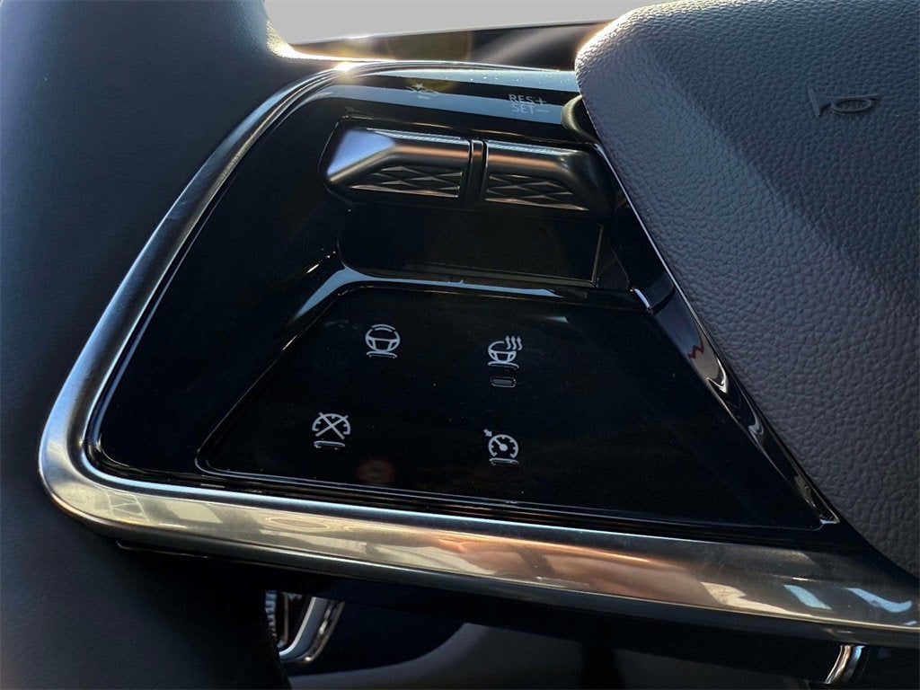 2025 Cadillac LYRIQ Sport 2