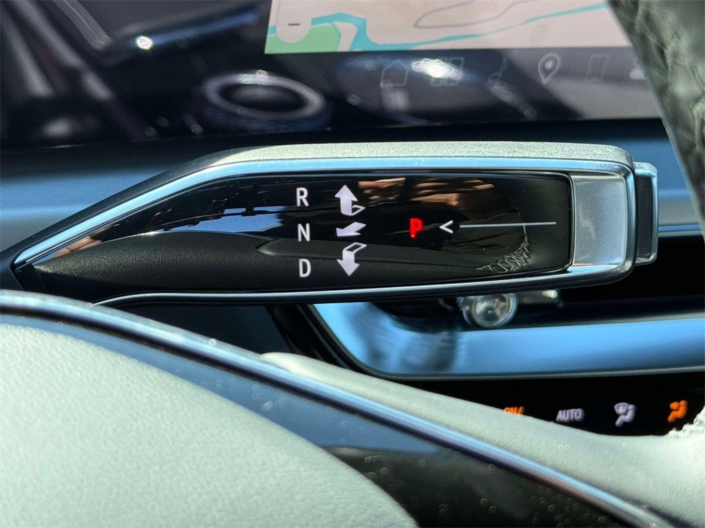 2025 Cadillac LYRIQ Sport 2