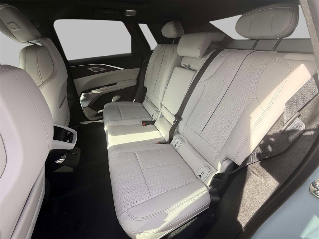 2026 Cadillac LYRIQ Premium Sport