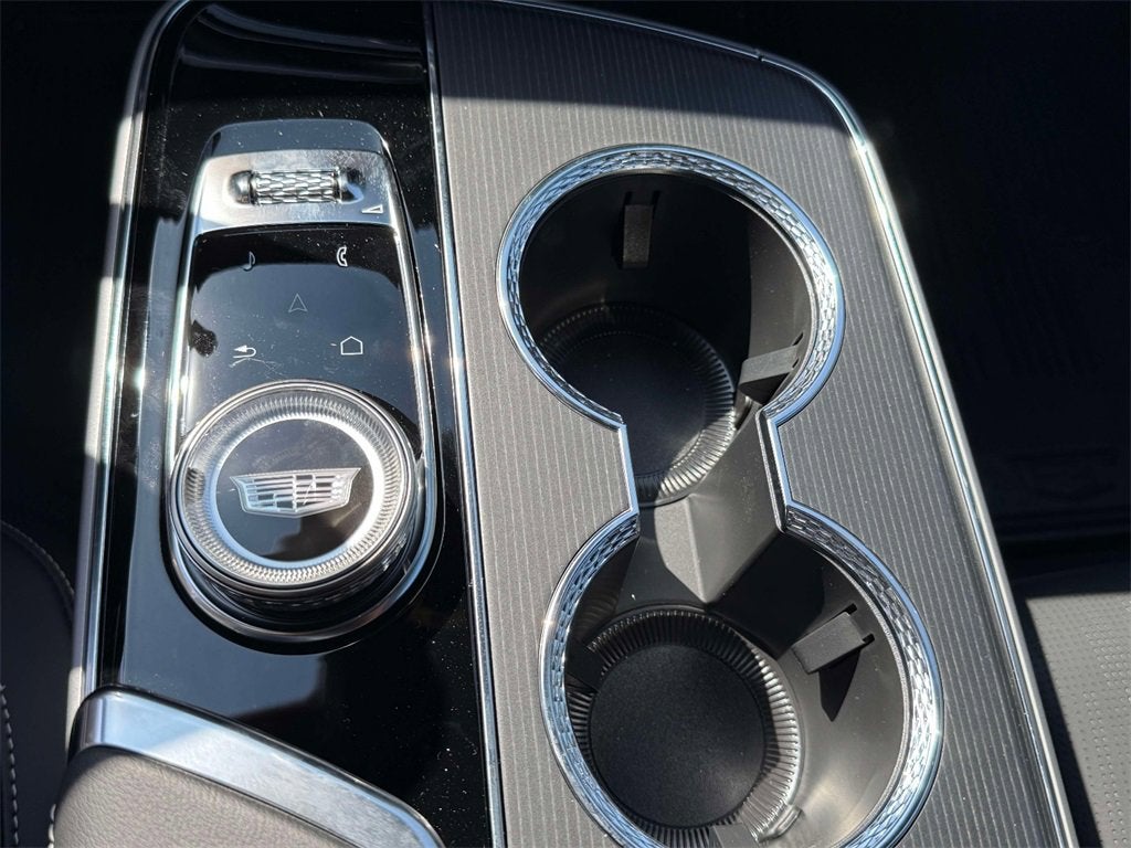 2025 Cadillac LYRIQ Sport 2