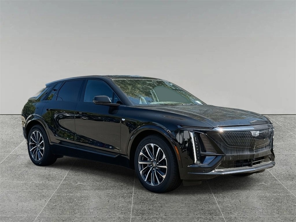 2025 Cadillac LYRIQ Sport 2