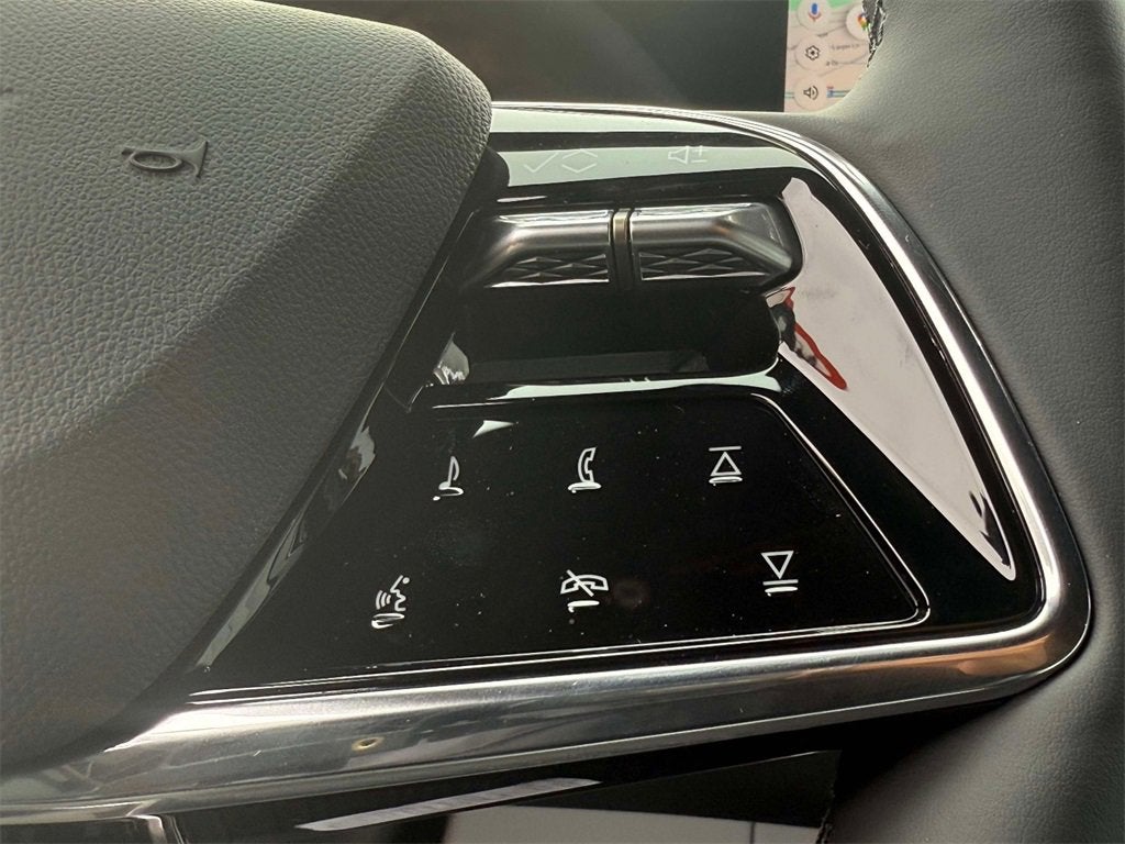 2025 Cadillac LYRIQ Sport 2