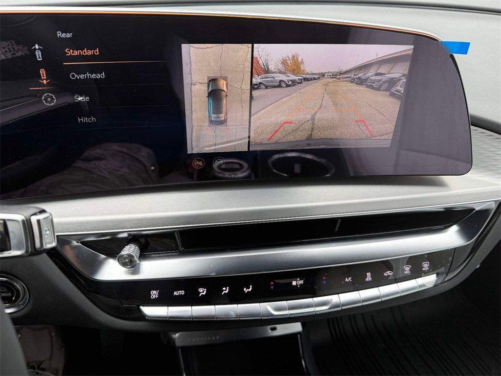 2025 Cadillac LYRIQ Sport 2