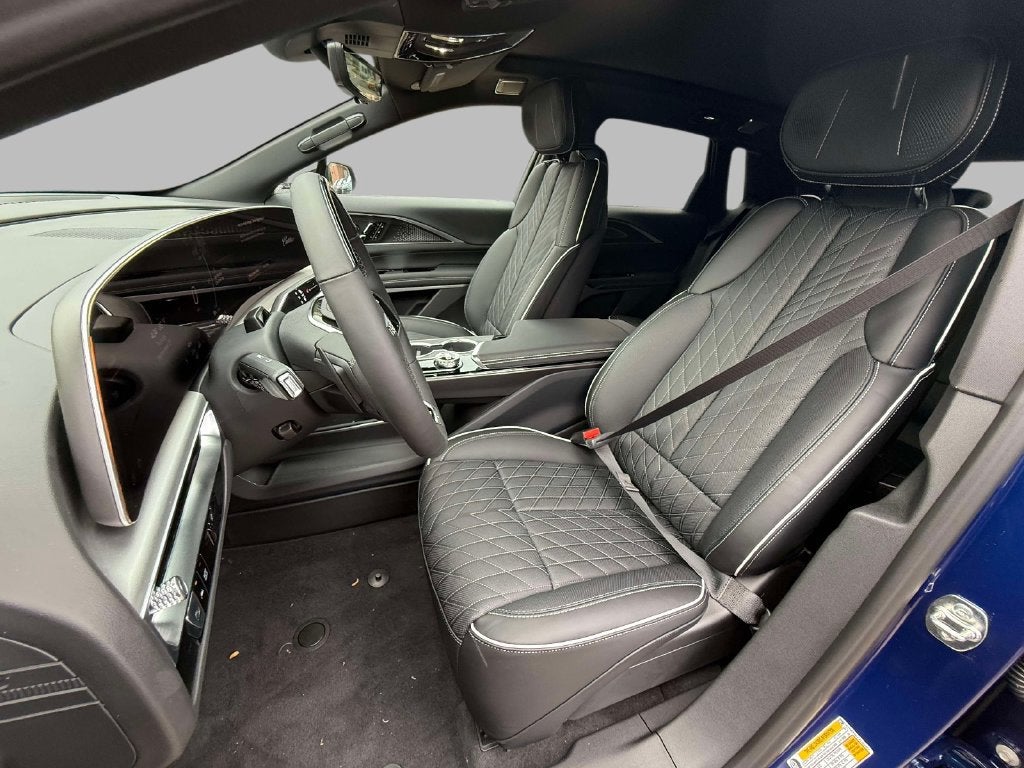 2027 Cadillac LYRIQ Signature Sport