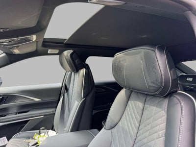 2027 Cadillac LYRIQ Signature Sport