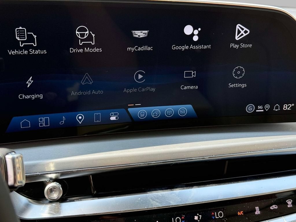 2026 Cadillac LYRIQ Signature Sport