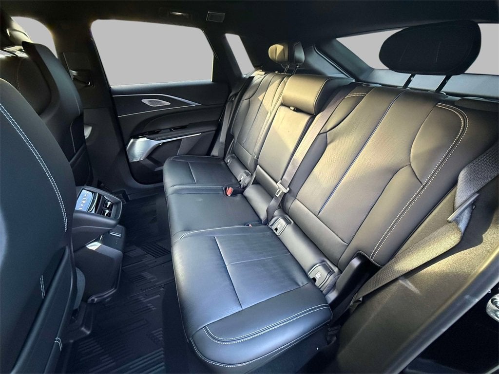 2026 Cadillac LYRIQ Signature Sport