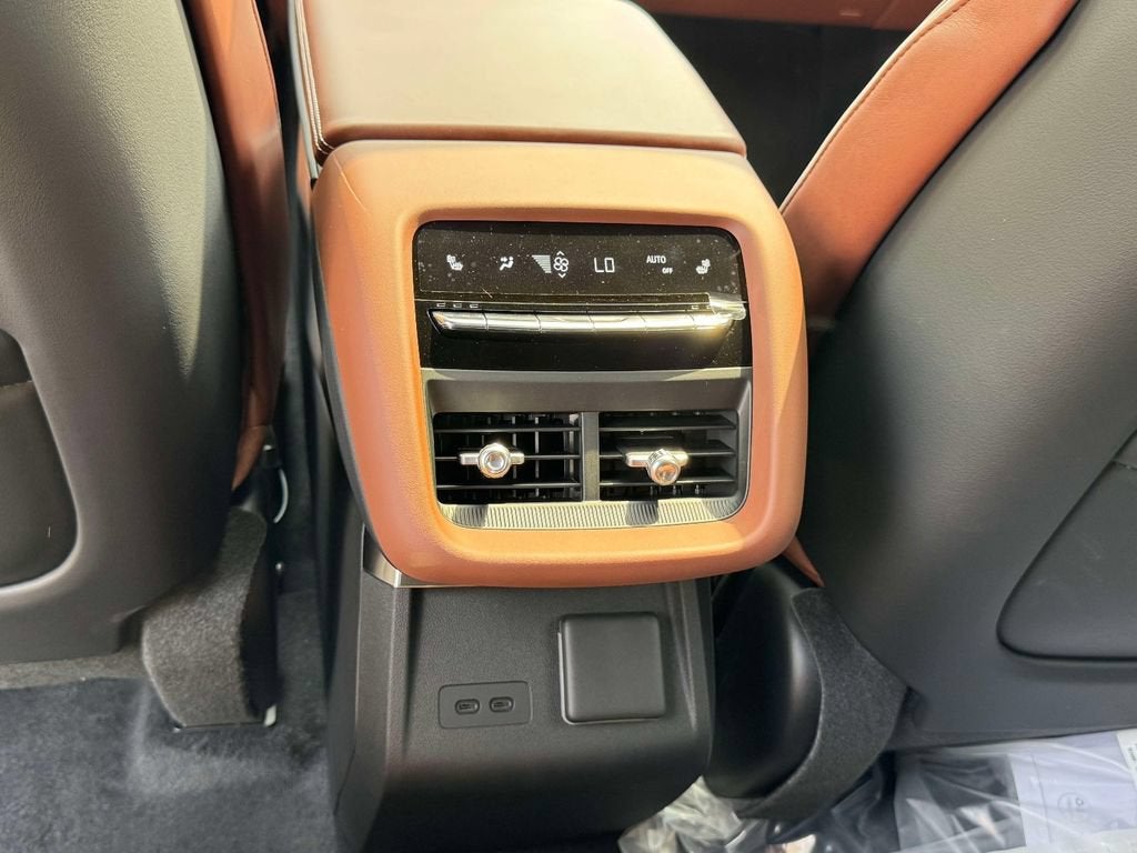 2027 Cadillac LYRIQ Signature Sport