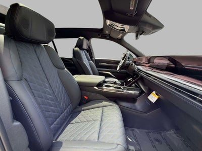 2026 Cadillac ESCALADE IQL Sport