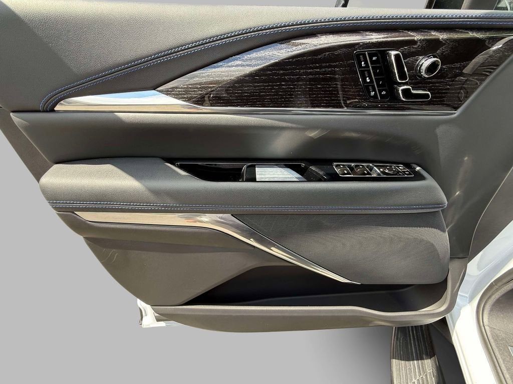 2026 Cadillac ESCALADE IQL Sport