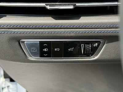 2026 Cadillac ESCALADE IQL Sport