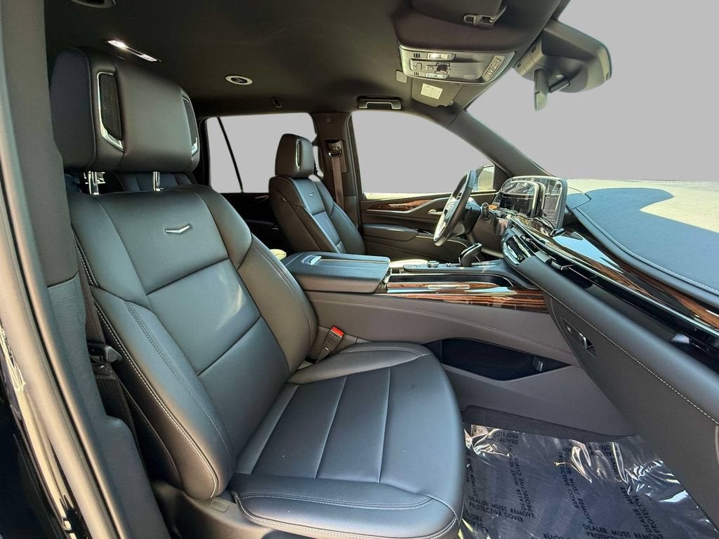 2024 Cadillac Escalade Luxury