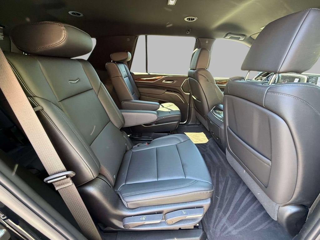 2024 Cadillac Escalade Luxury