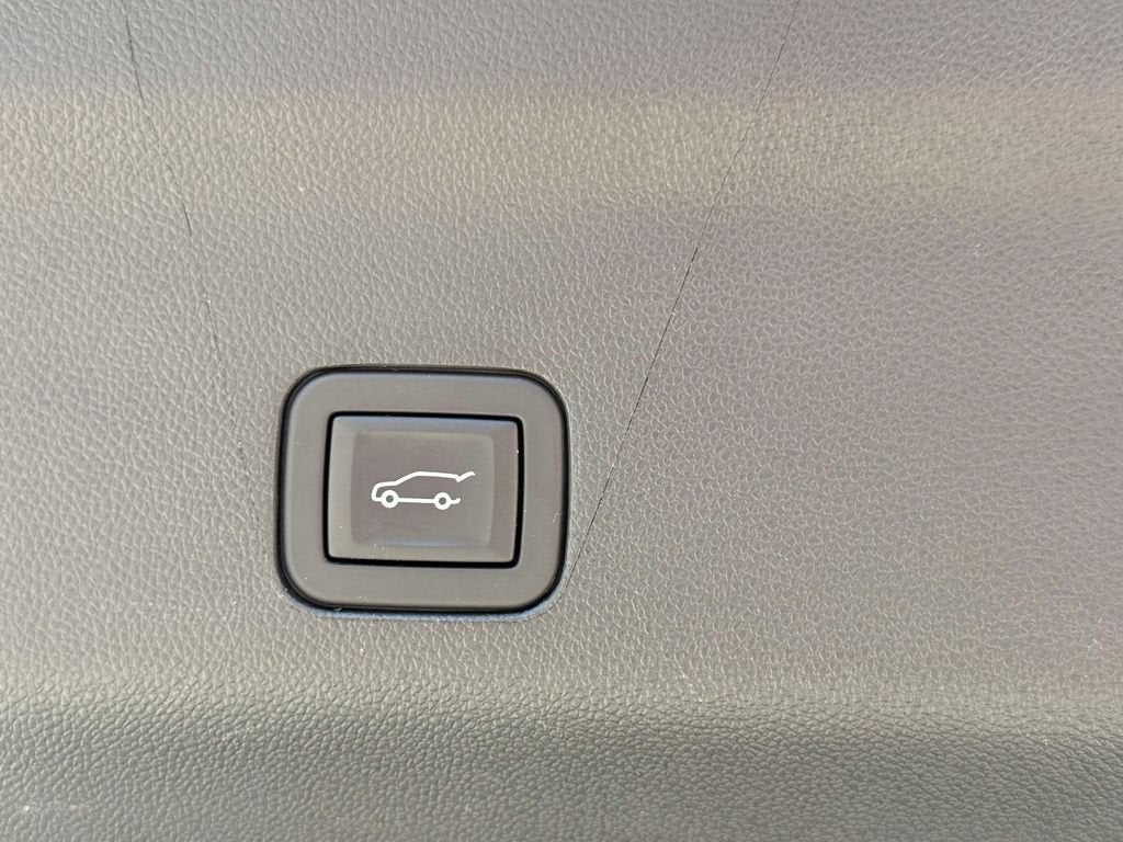 2024 Cadillac Escalade Luxury
