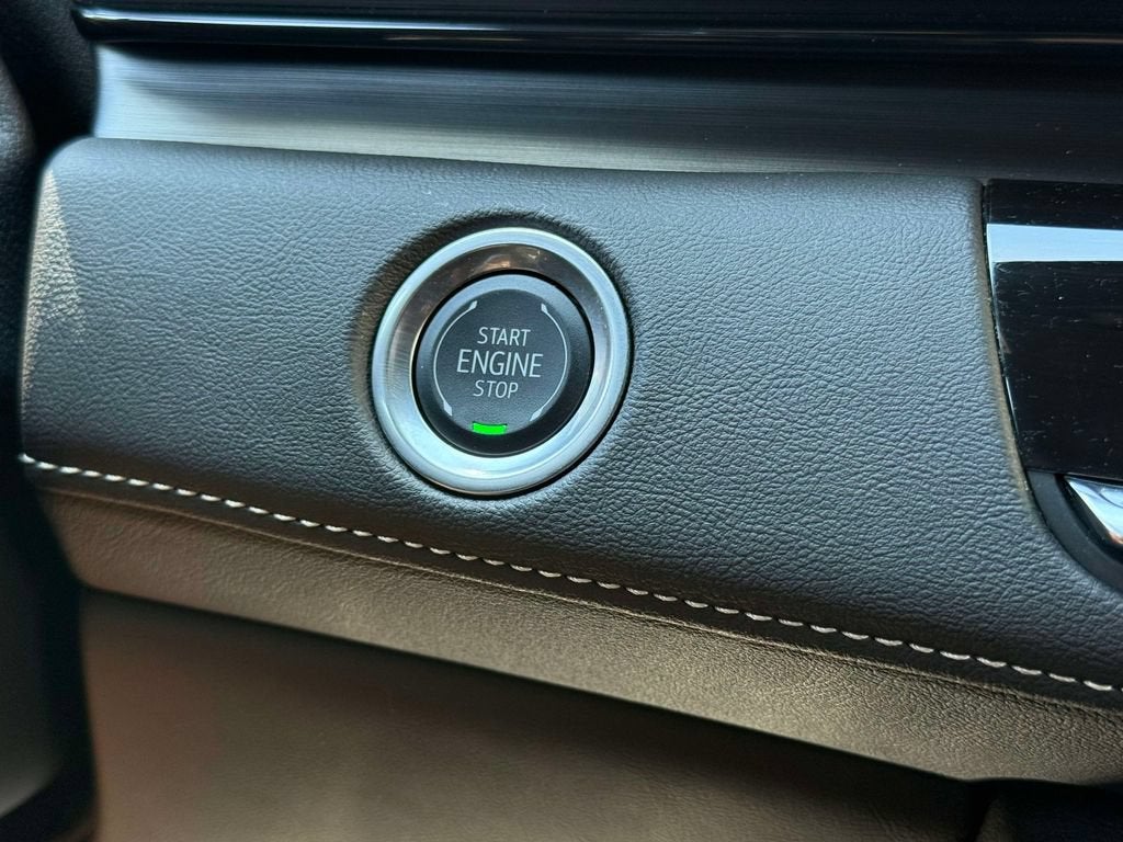 2024 Cadillac Escalade Luxury
