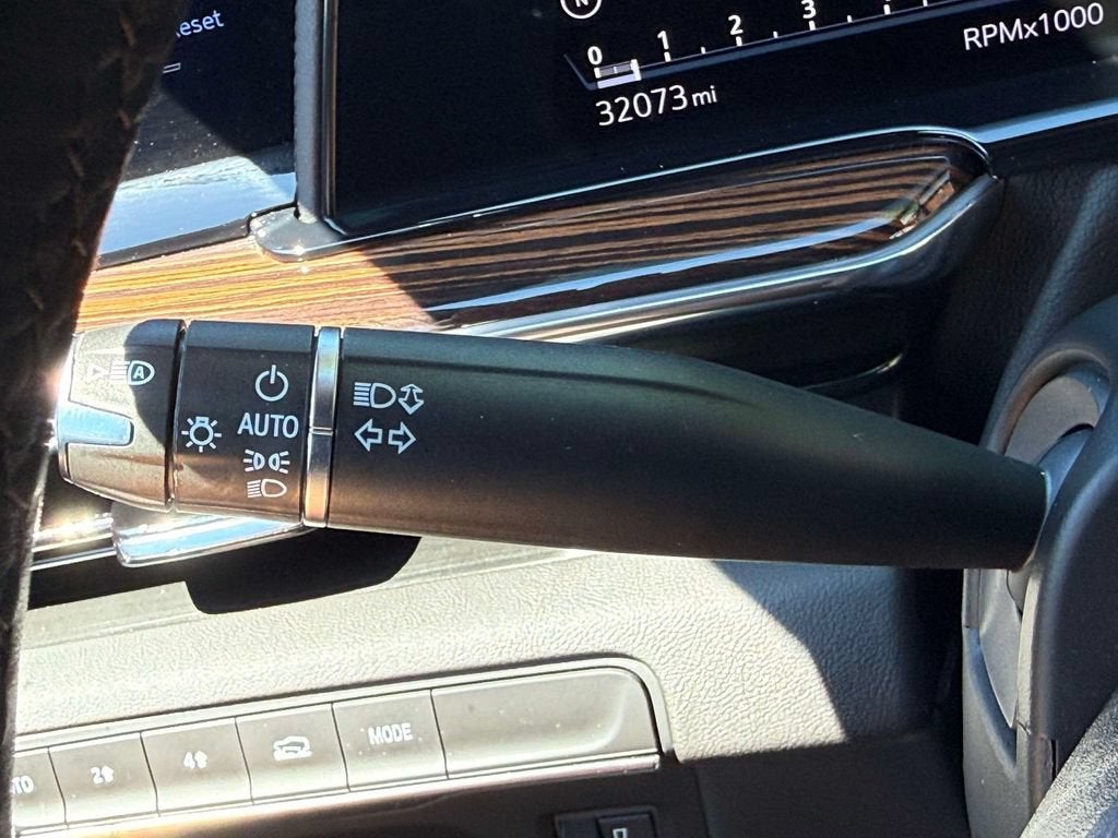 2024 Cadillac Escalade Luxury