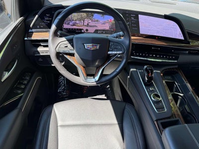 2024 Cadillac Escalade Luxury