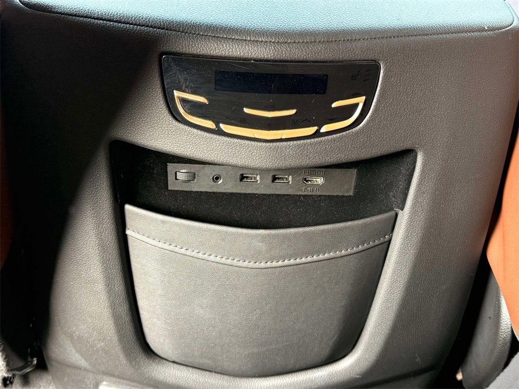 2019 Cadillac Escalade Luxury