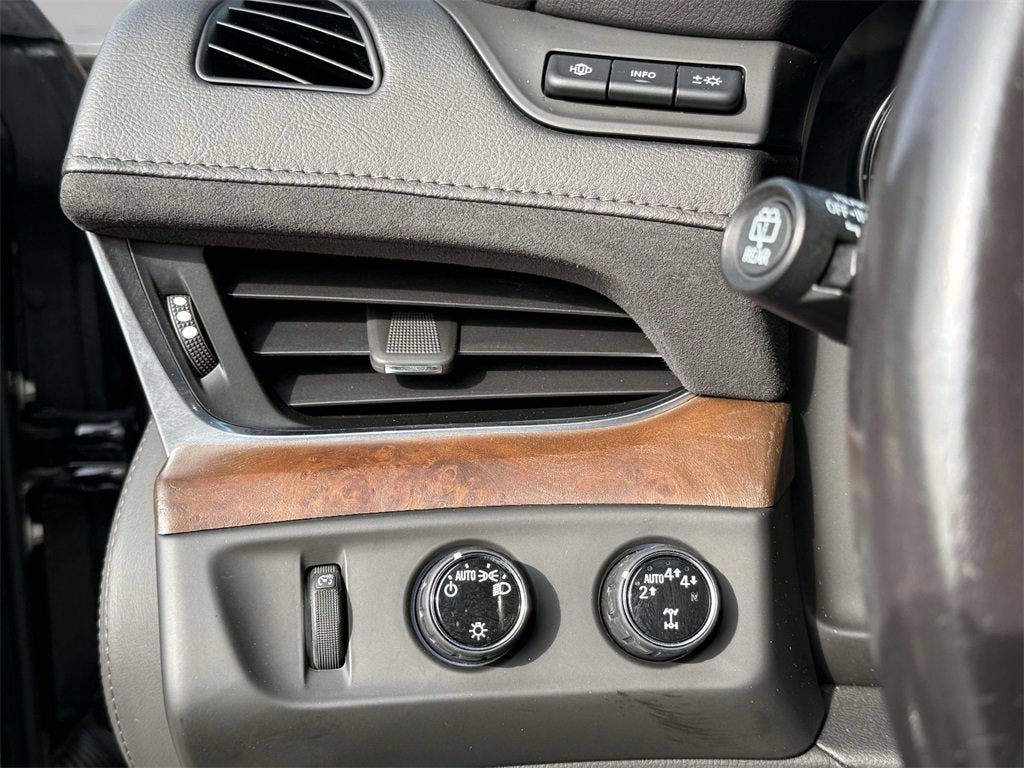 2019 Cadillac Escalade Luxury