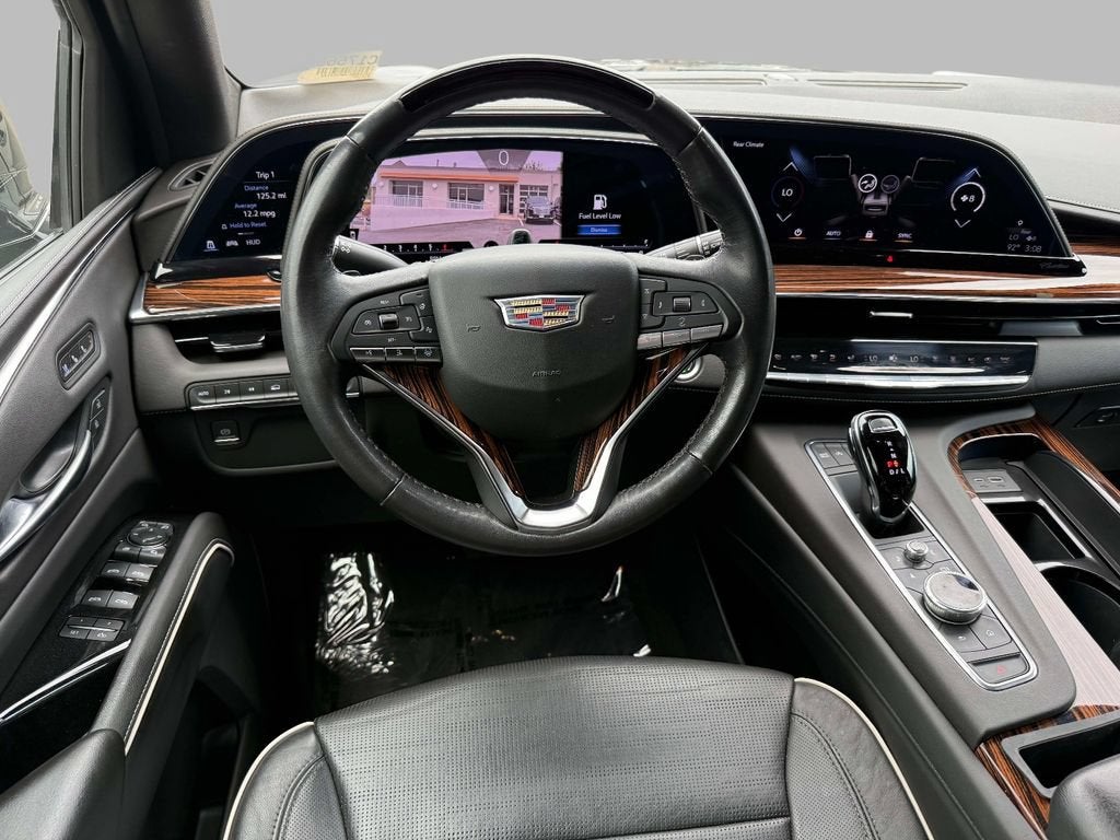 2022 Cadillac Escalade Premium Luxury