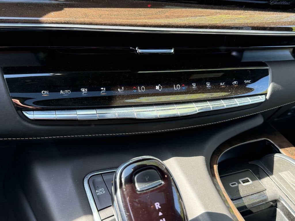 2023 Cadillac Escalade Sport Platinum