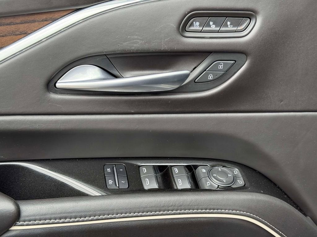 2022 Cadillac Escalade Sport Platinum
