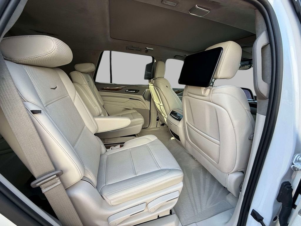 2023 Cadillac Escalade Sport Platinum