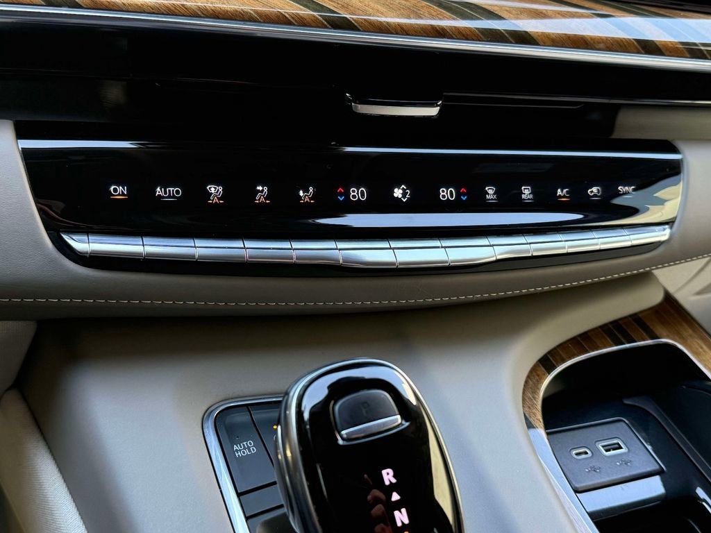 2023 Cadillac Escalade Sport Platinum